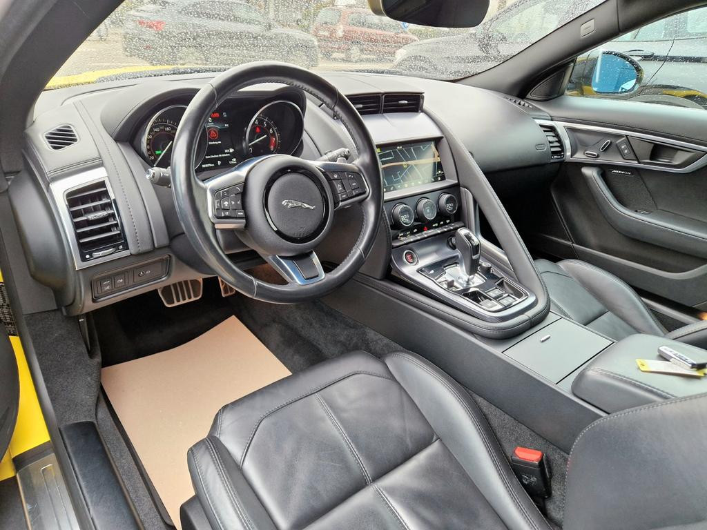 Jaguar F-Type