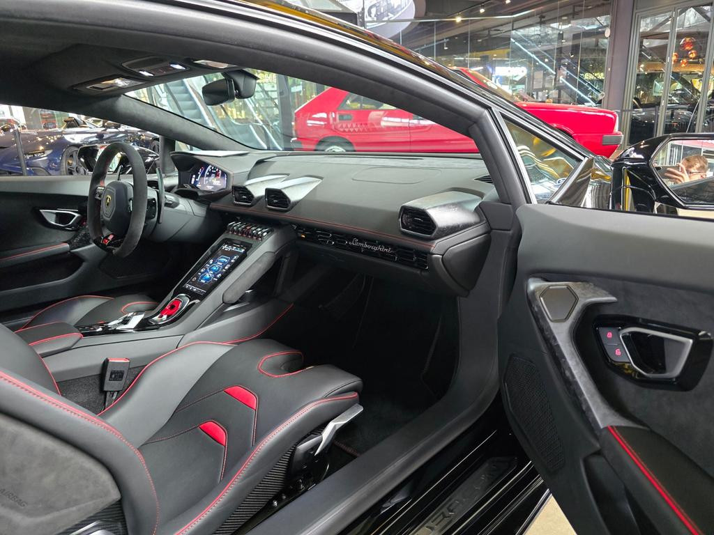 Lamborghini Huracan