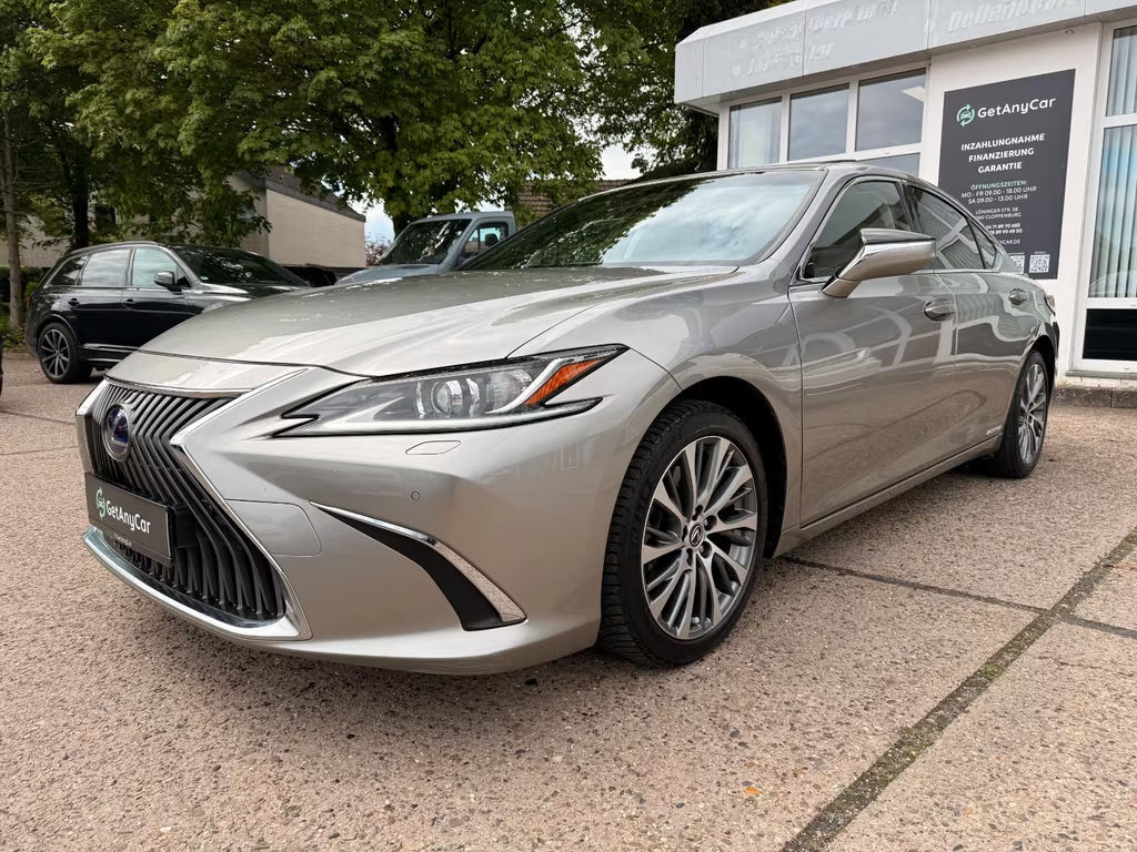Lexus ES Luxury Line