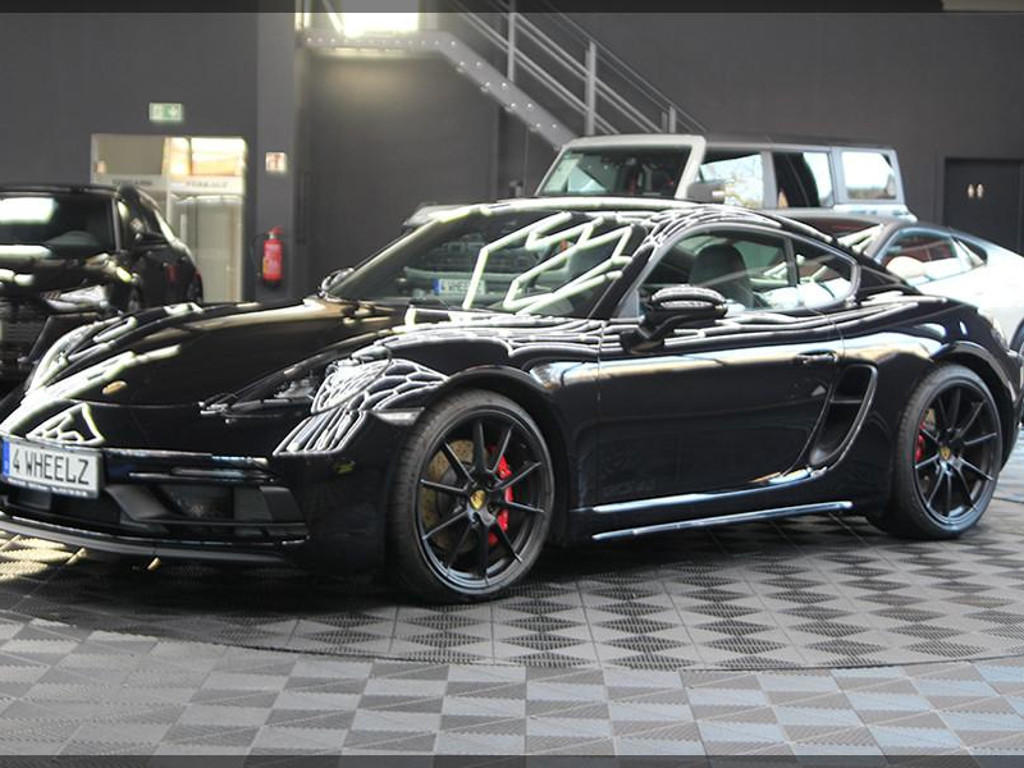 Porsche Cayman