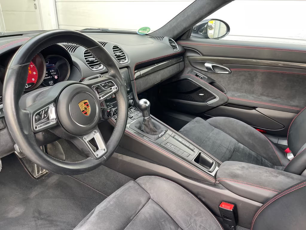 Porsche Cayman