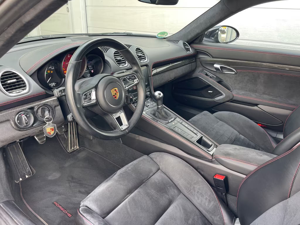 Porsche Cayman