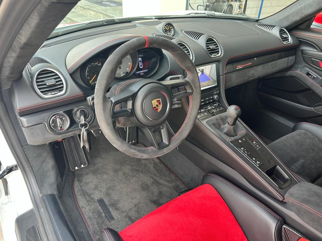 Porsche Cayman