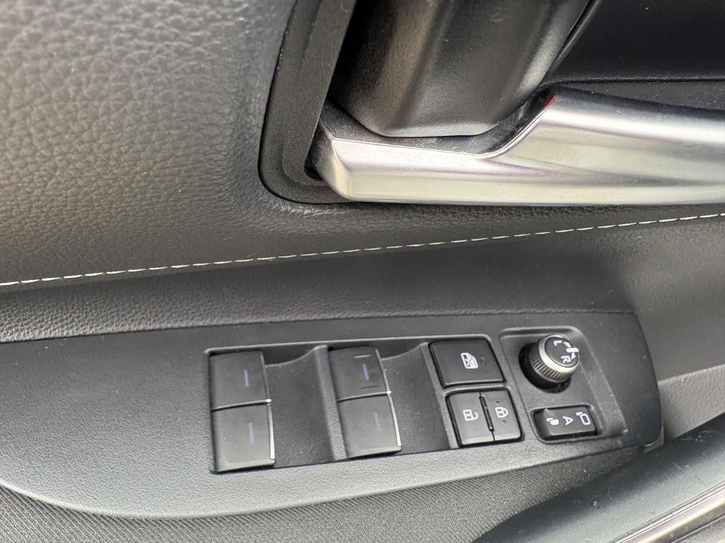 Suzuki Swace