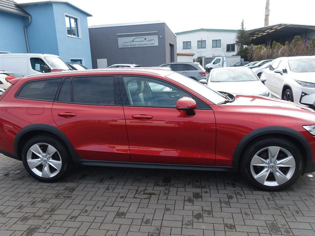Volvo V60 Cross Country