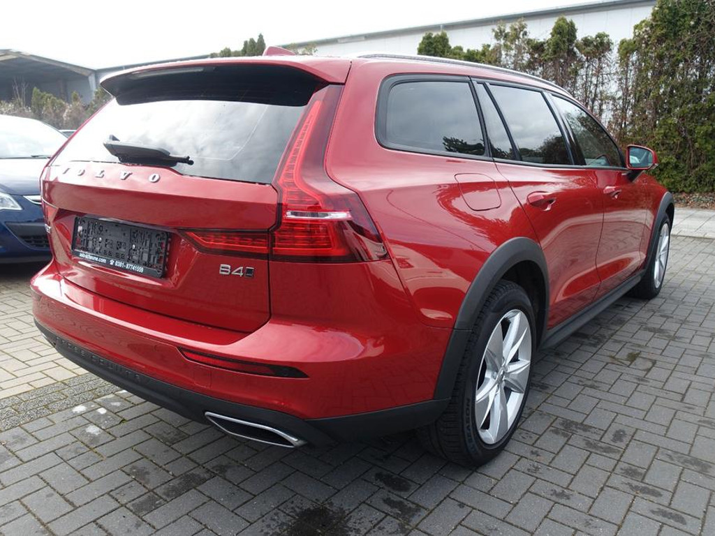 Volvo V60 Cross Country
