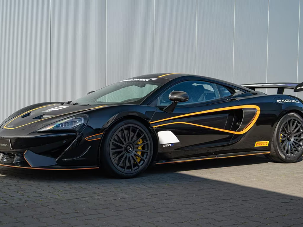 McLaren 620R Coupé MSO*VisualCarbon*1 owner from new*