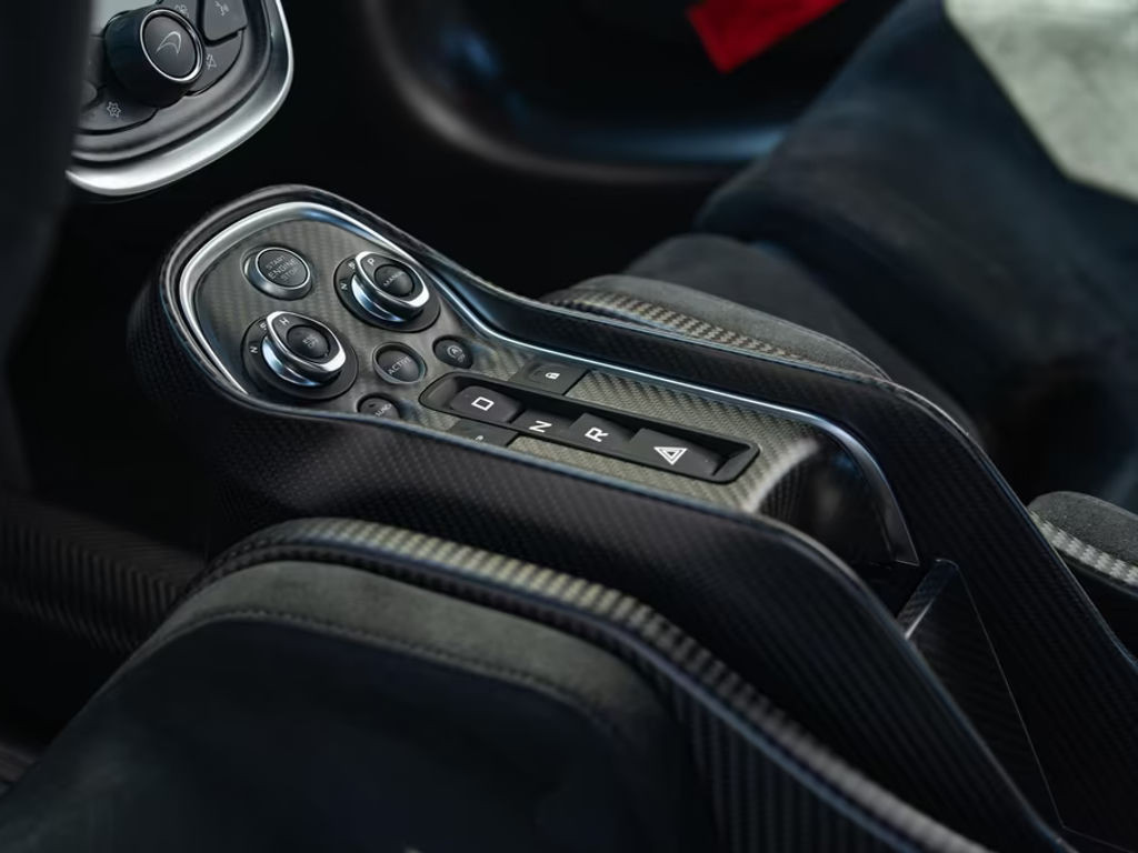 McLaren 620R