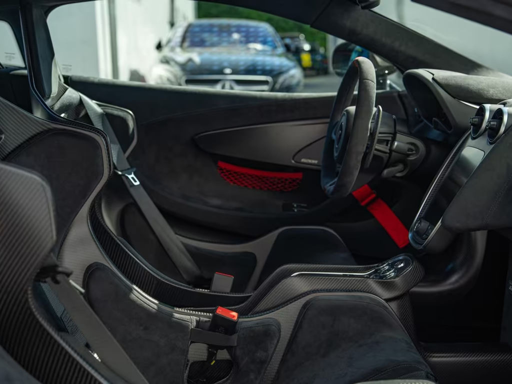 McLaren 620R