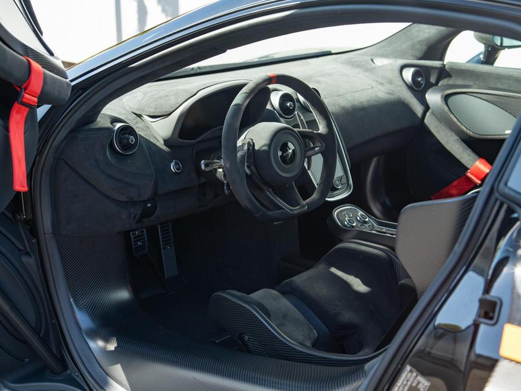 McLaren 620R