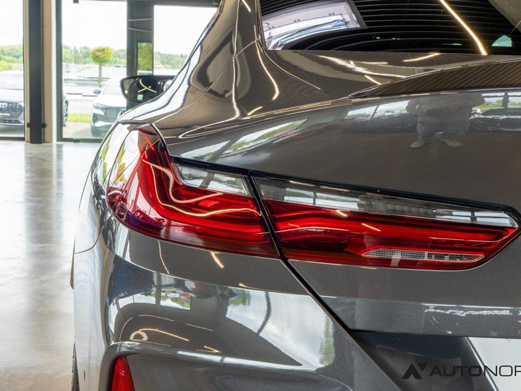 BMW M8