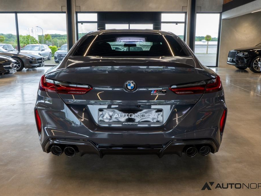 BMW M8