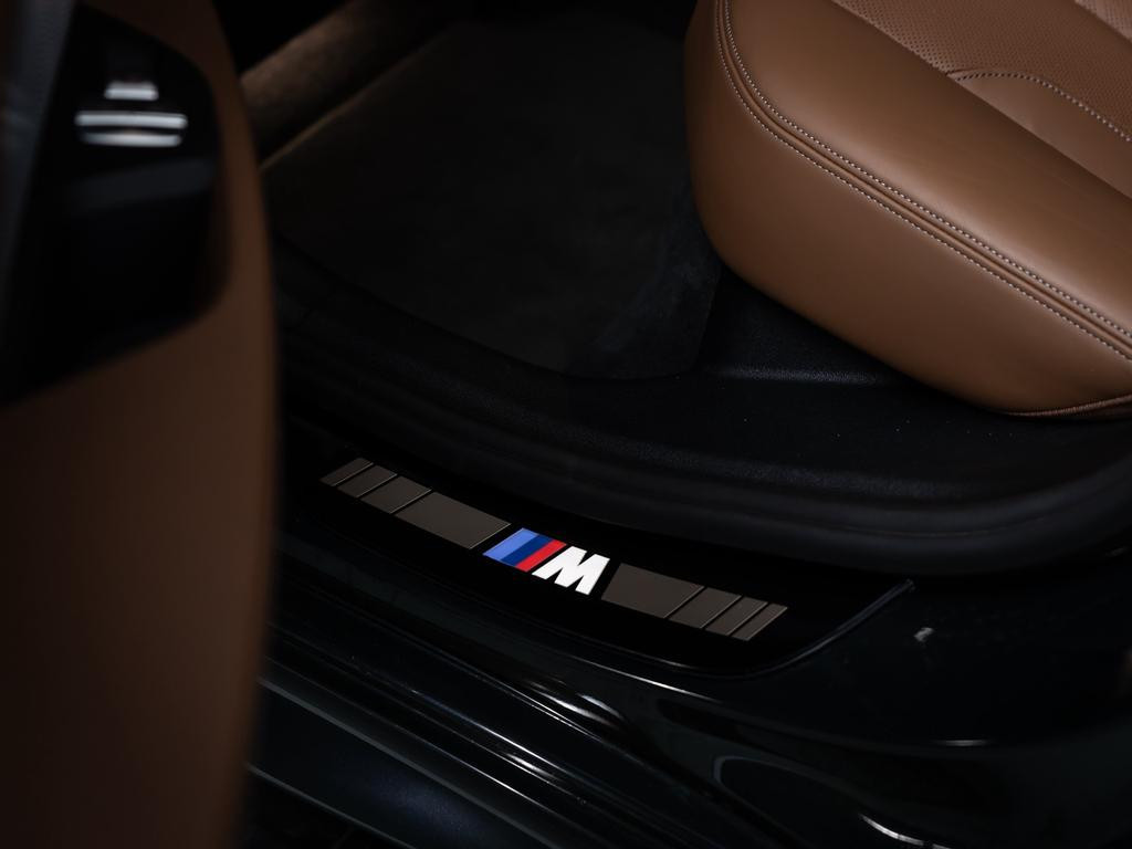 BMW M8