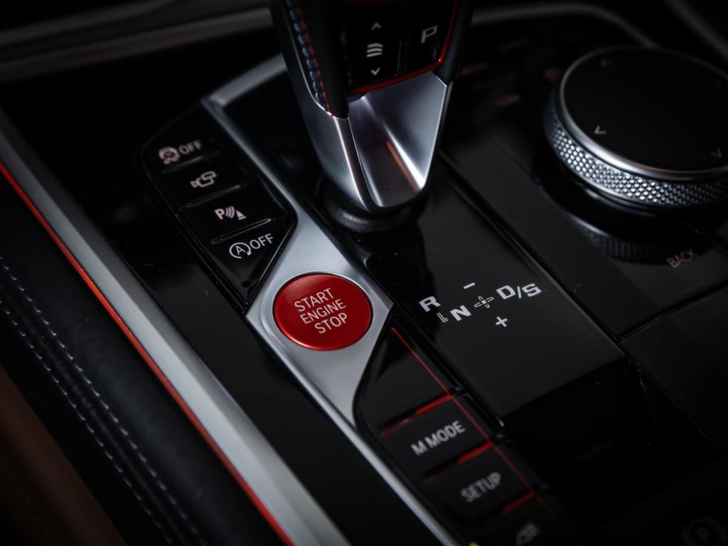 BMW M8