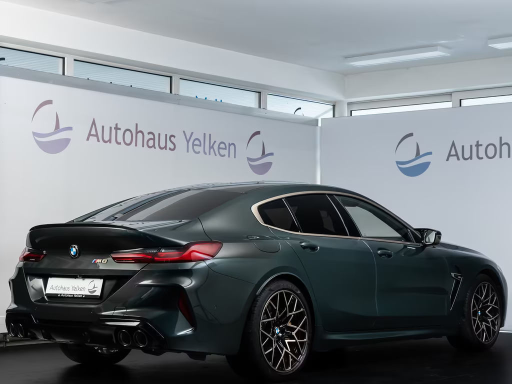 BMW M8