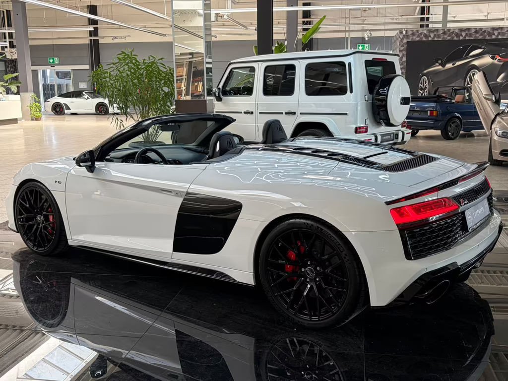 Audi R8