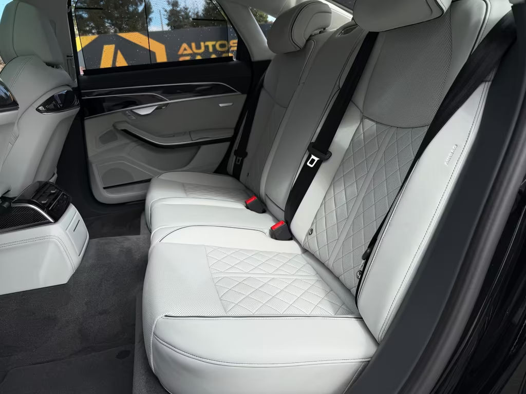 Audi S8