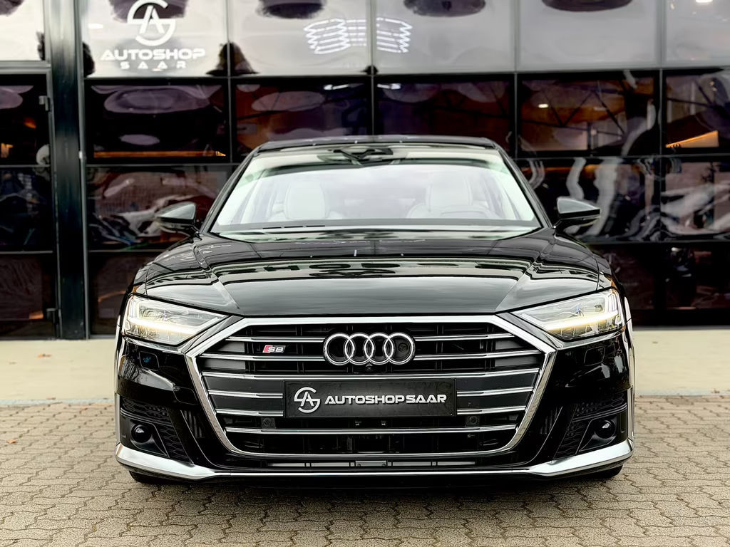 Audi S8