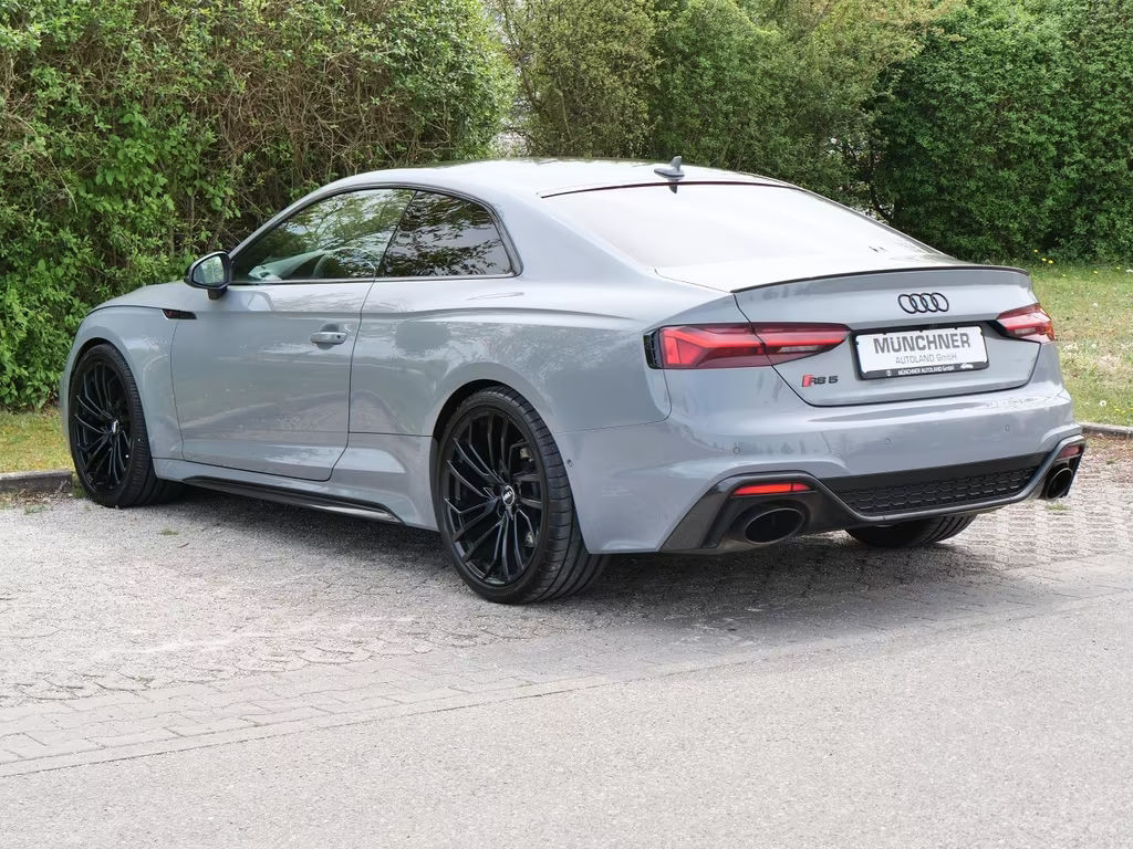 Audi RS5