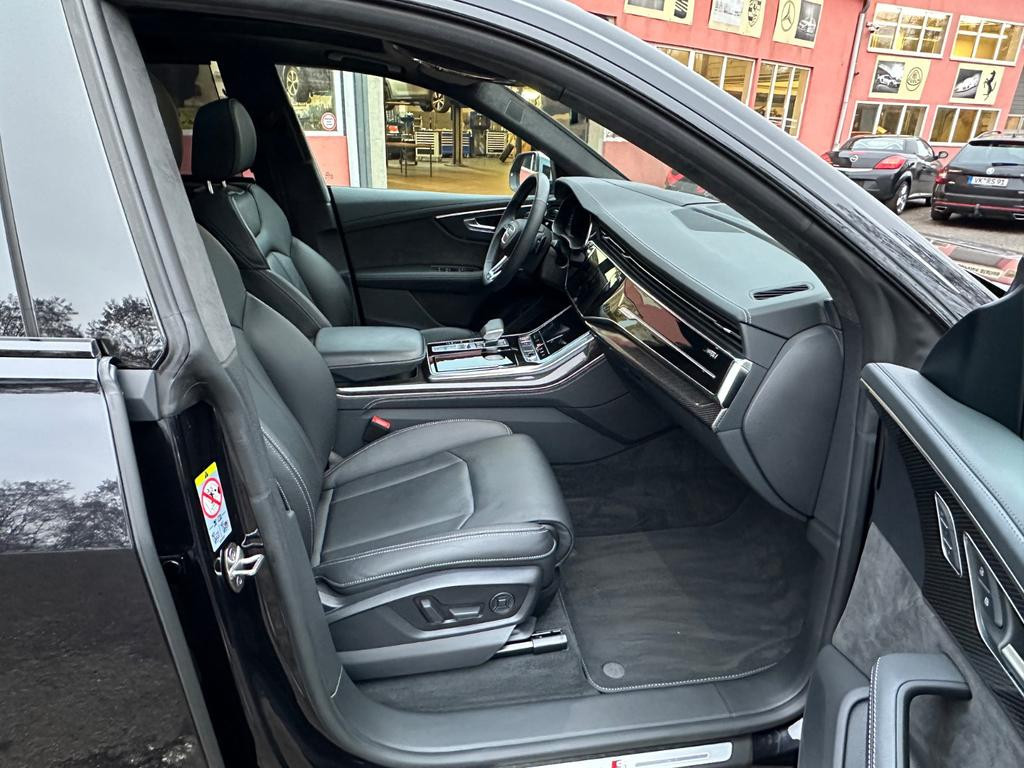 Audi SQ8