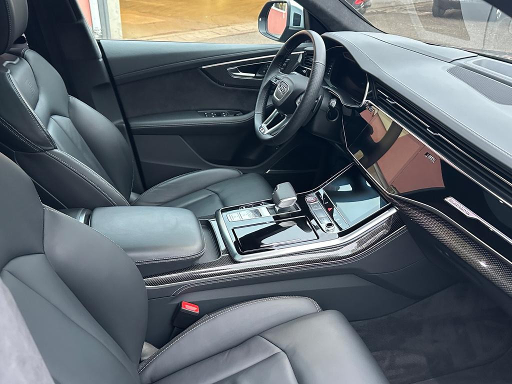 Audi SQ8
