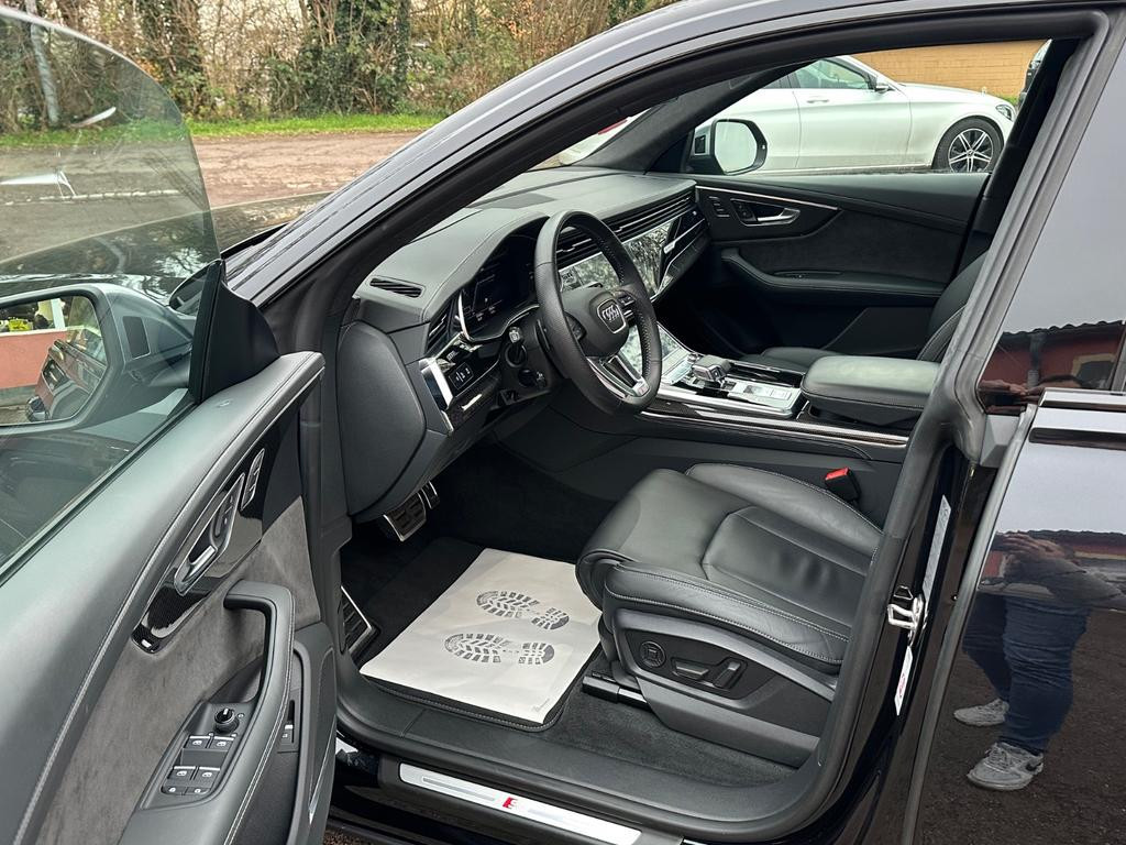 Audi SQ8
