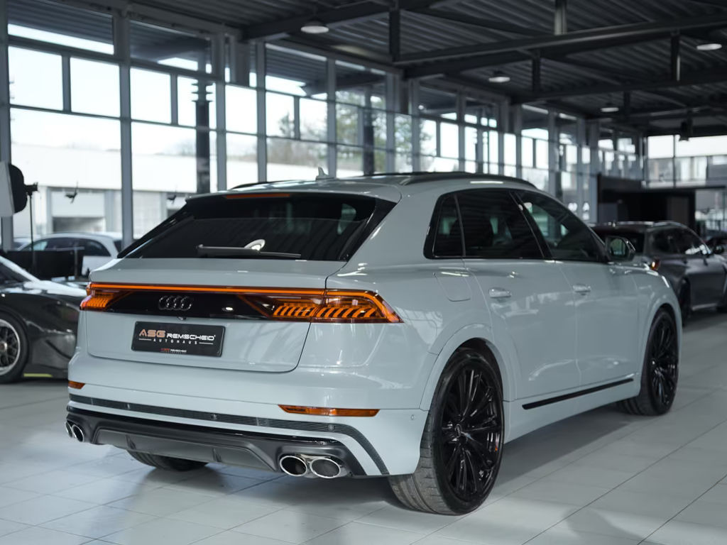 Audi SQ8