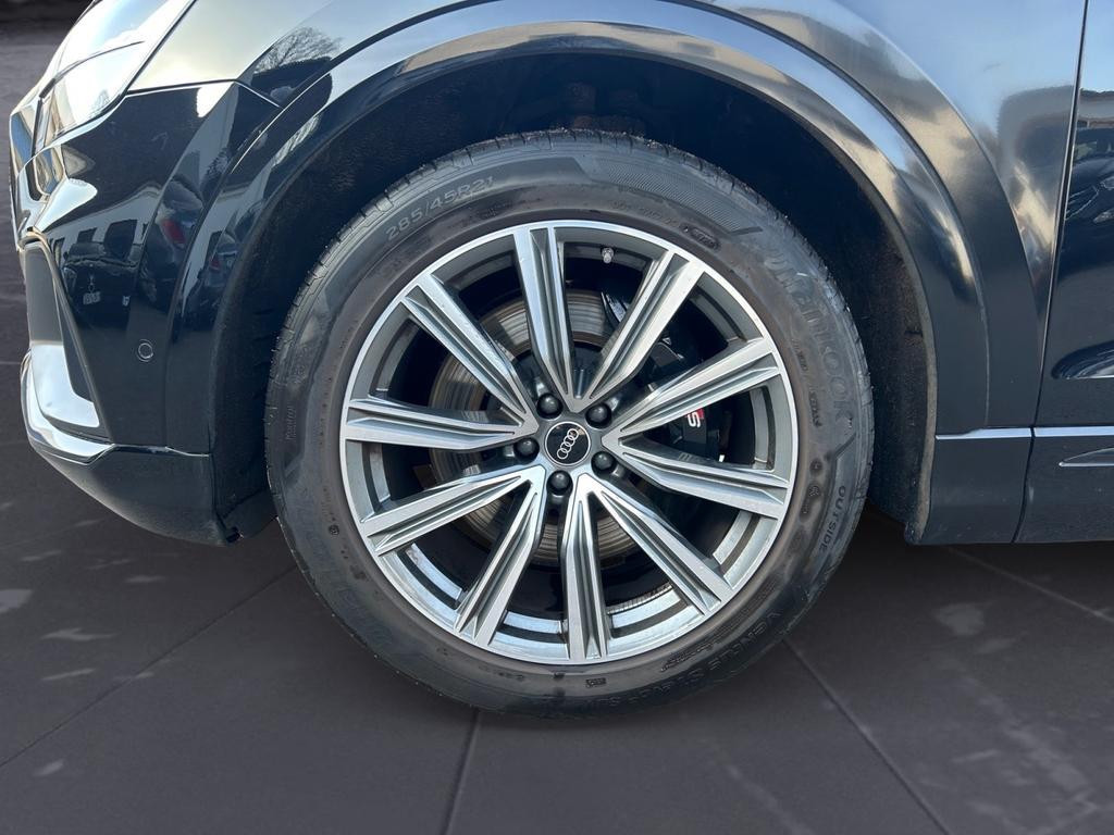Audi SQ8