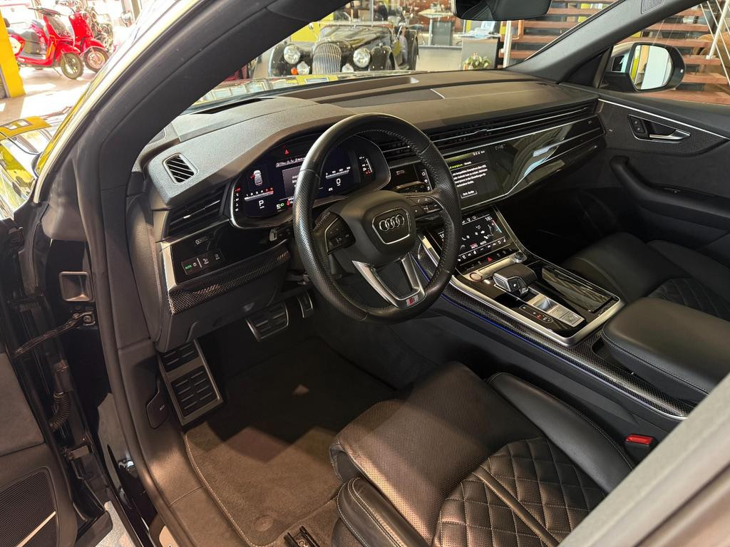 Audi SQ8