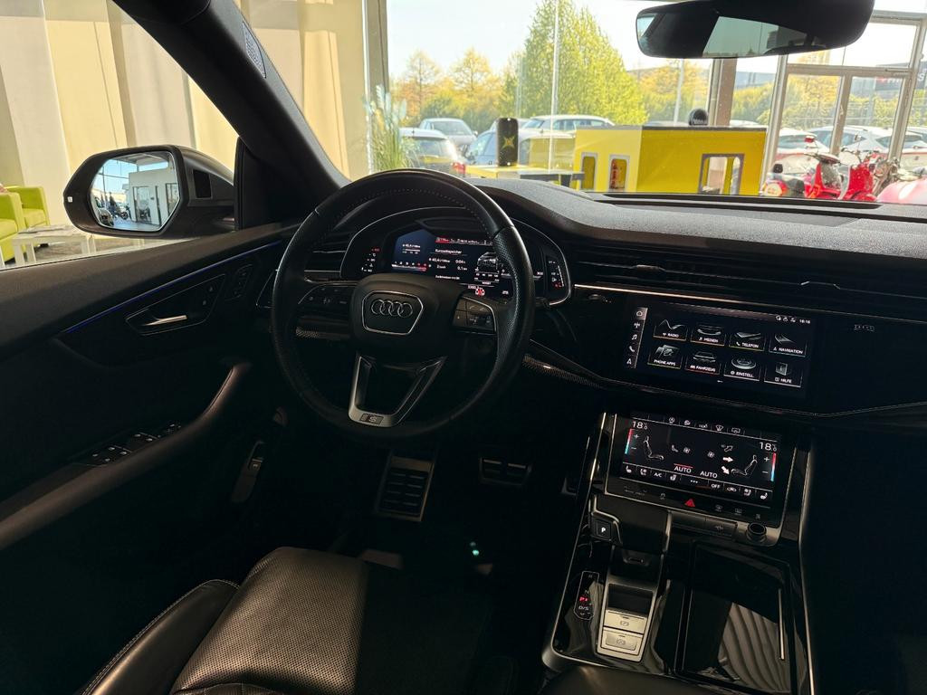 Audi SQ8