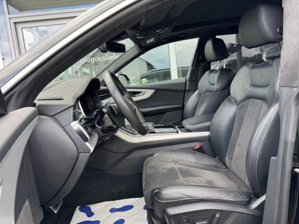 Audi SQ8
