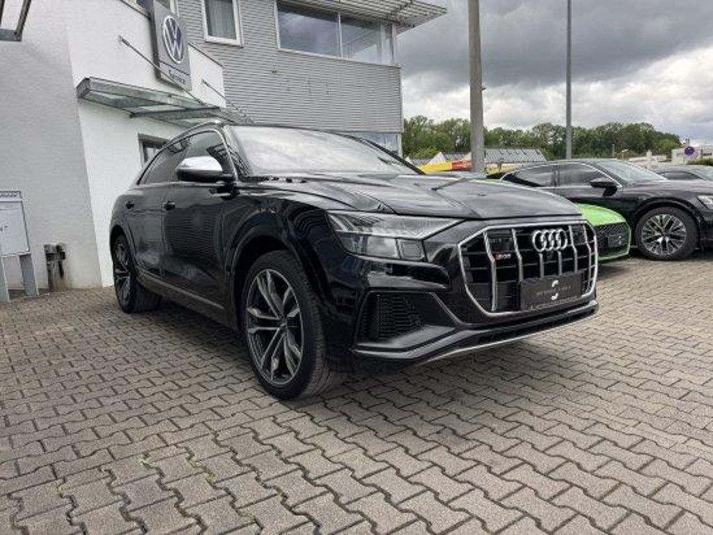 Audi SQ8
