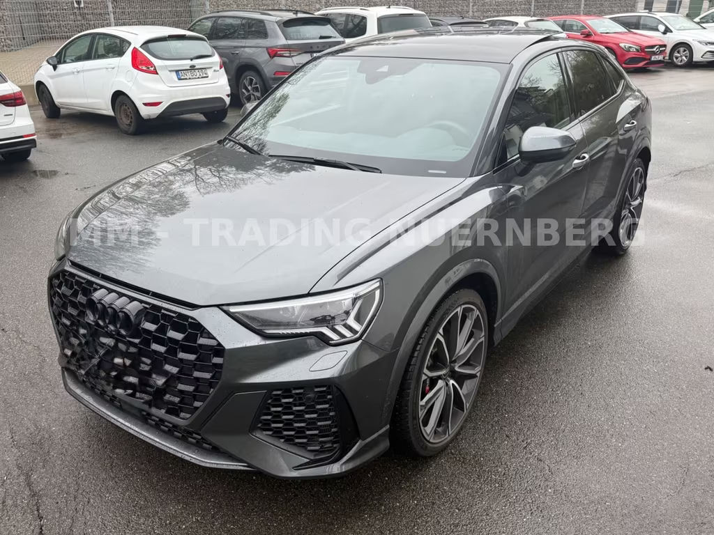 Audi RS Q3 RS Q3  2.5 TFSI-PANOR-B&O-SPORTABGAS-1.HAND
