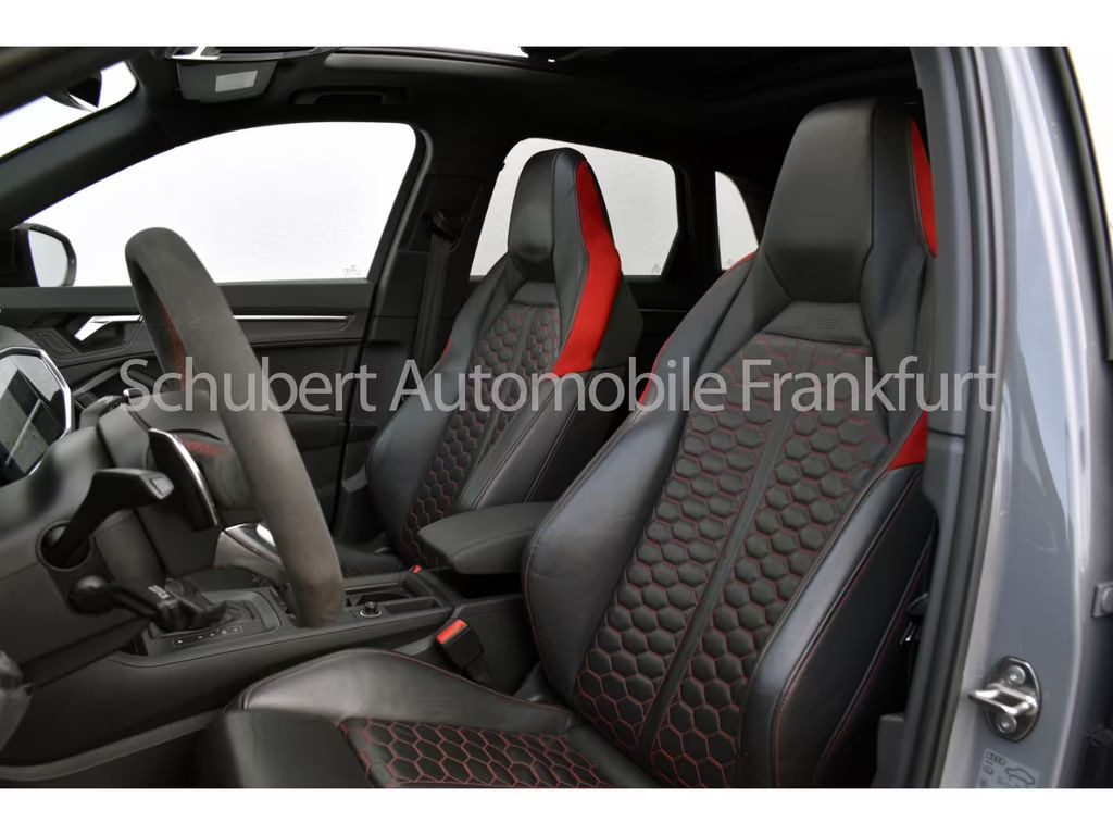Audi RS Q3