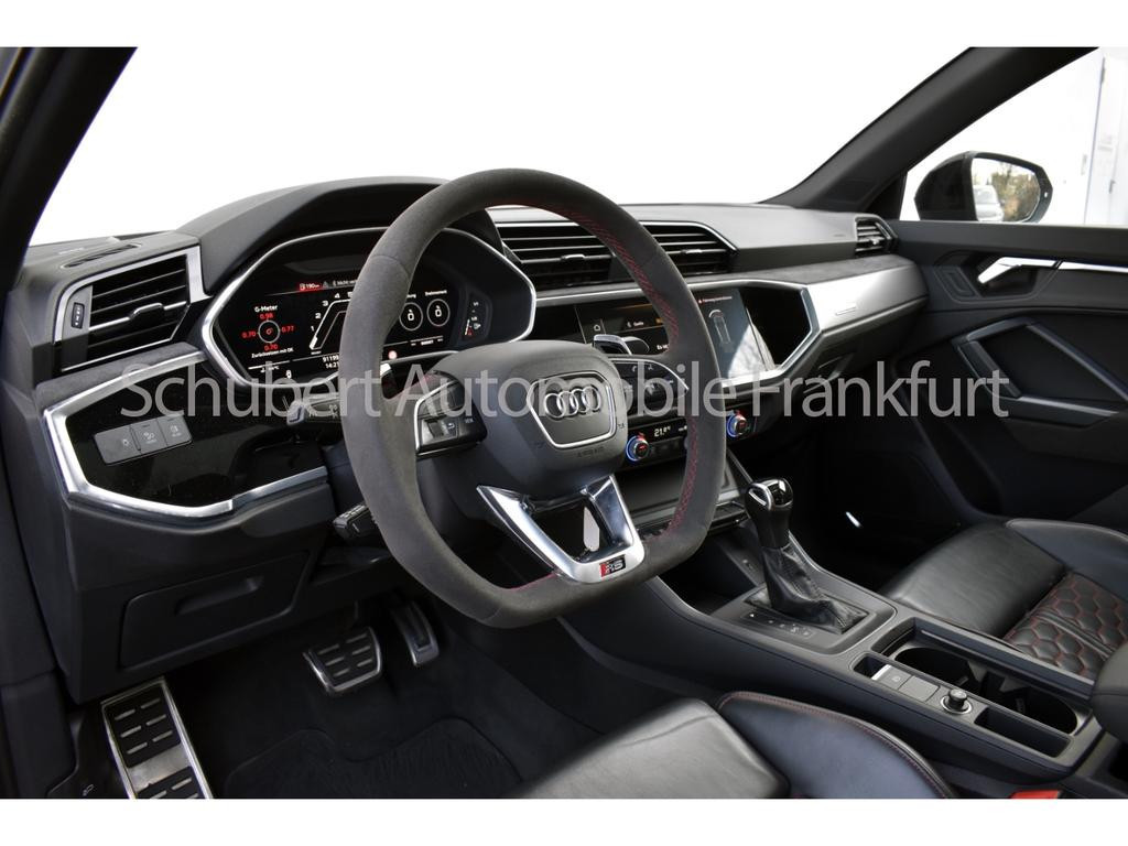 Audi RS Q3