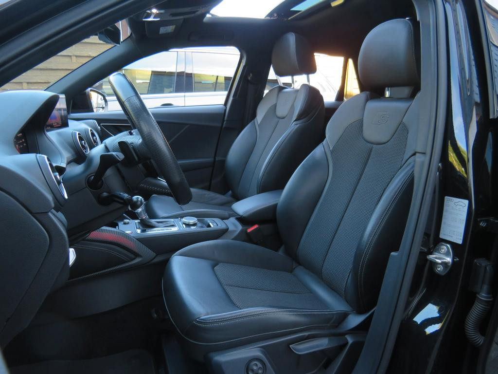 Audi SQ2