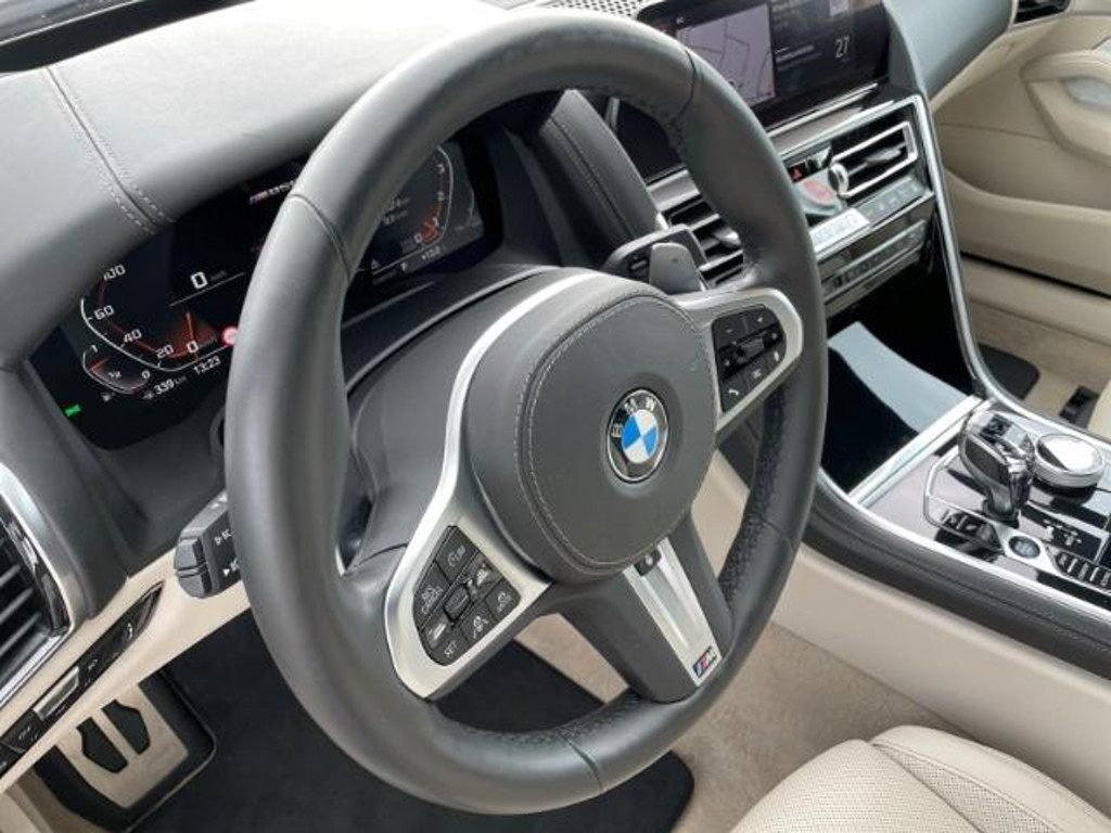 BMW M850