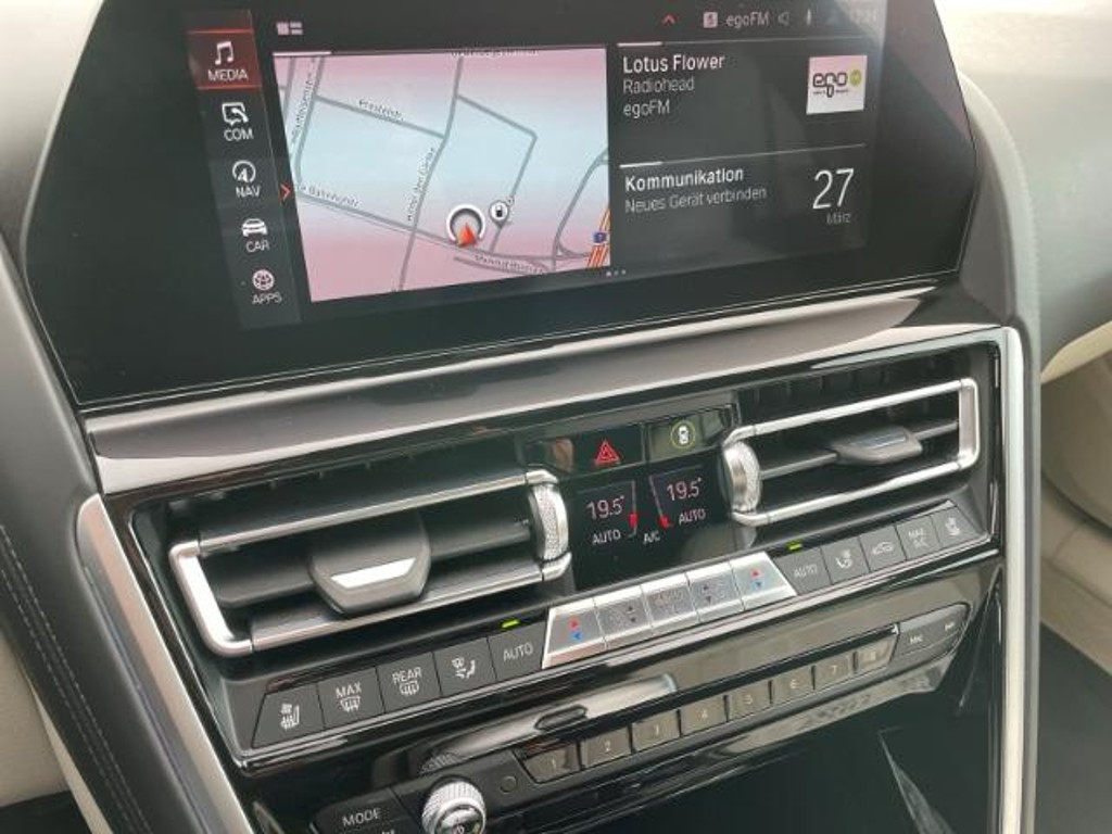 BMW M850