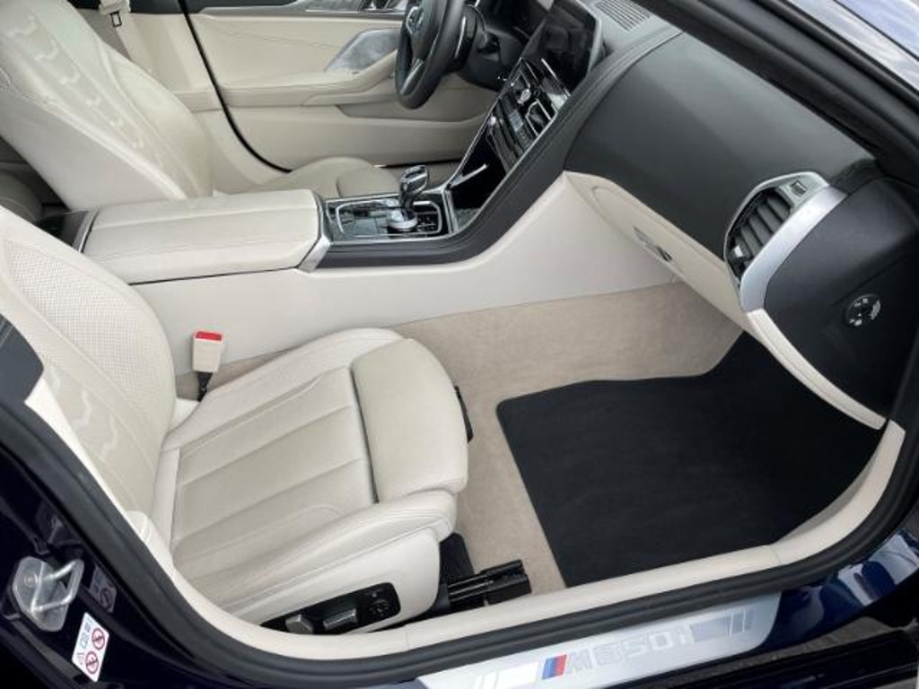 BMW M850