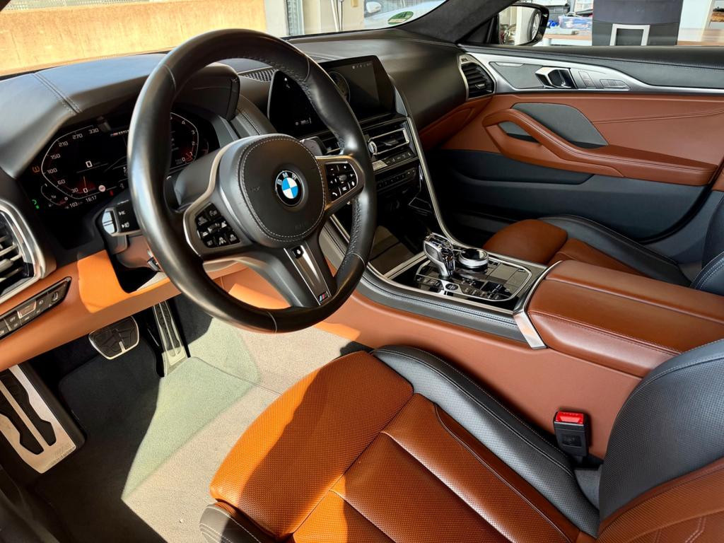 BMW M850