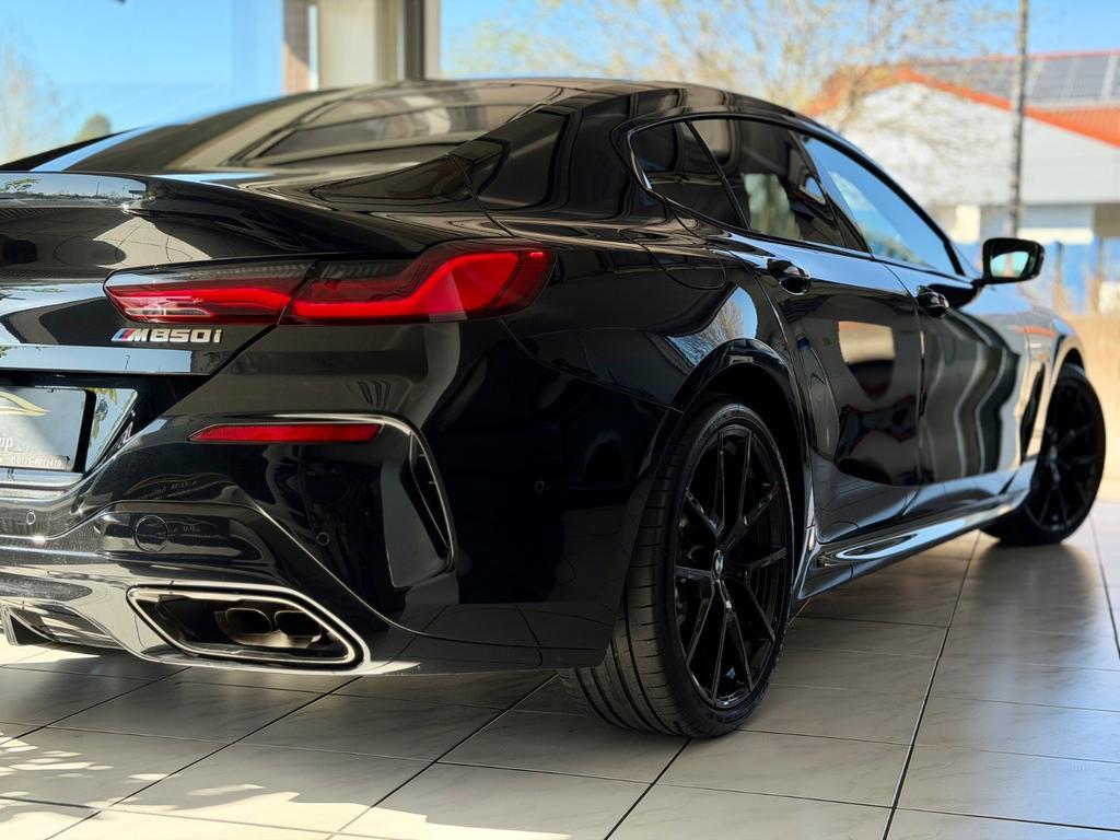 BMW M850
