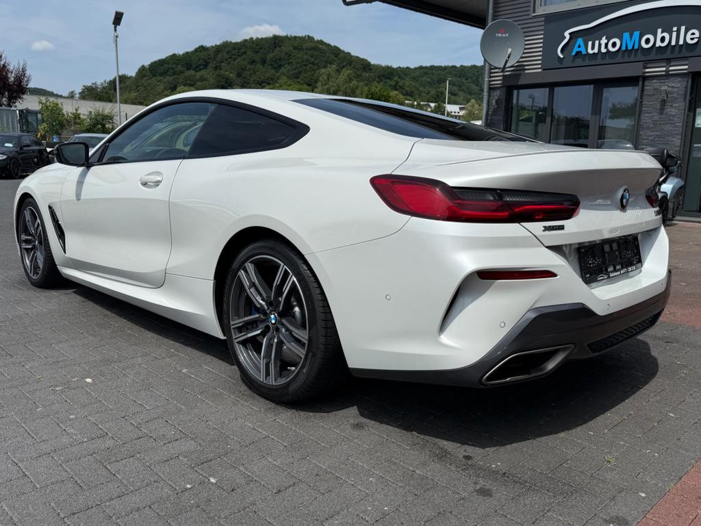 BMW M850