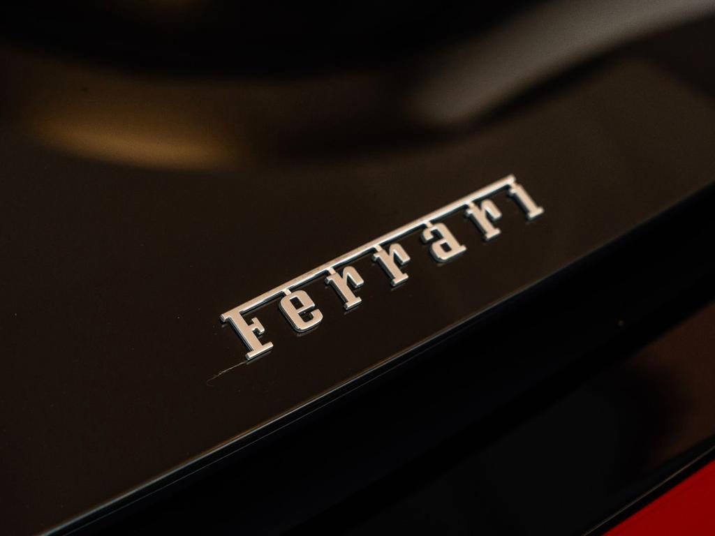 Ferrari 812
