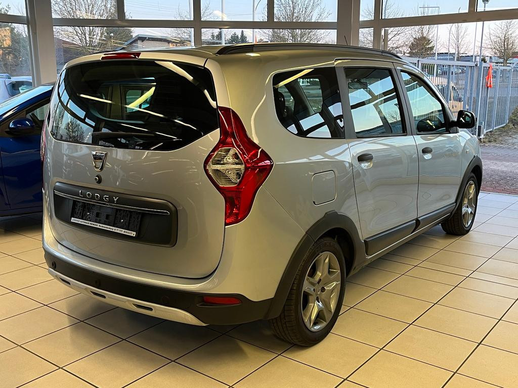 Dacia Lodgy