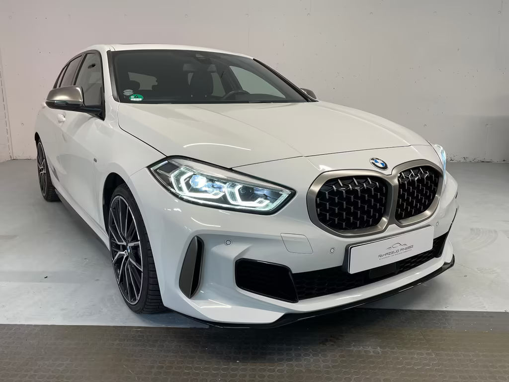 BMW 1 Serie 135 xDrive Sedan 135i