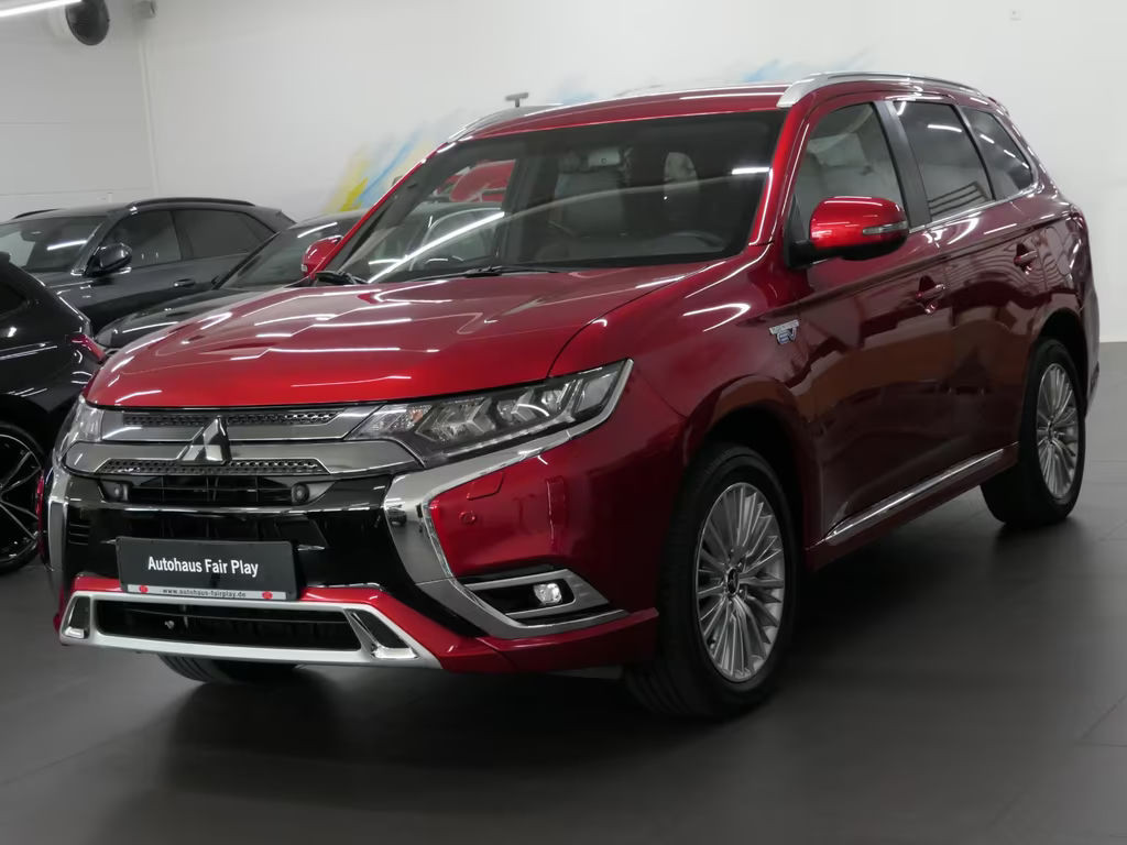 Mitsubishi Outlander PHEV 4WD