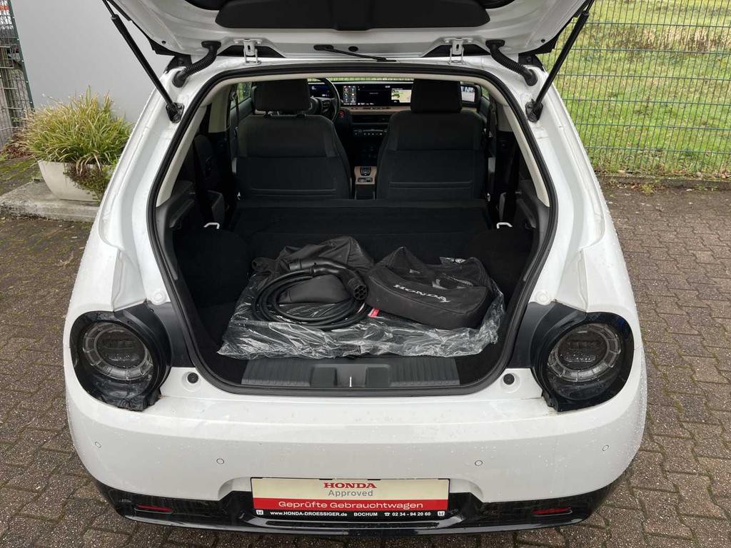 Honda e