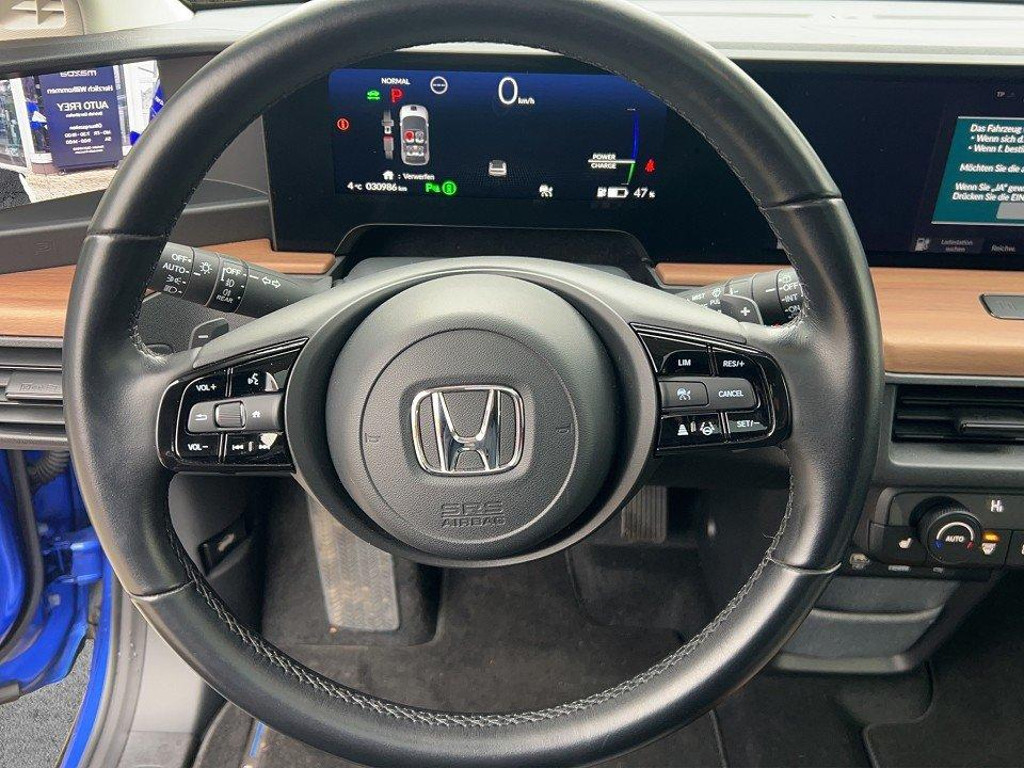 Honda e