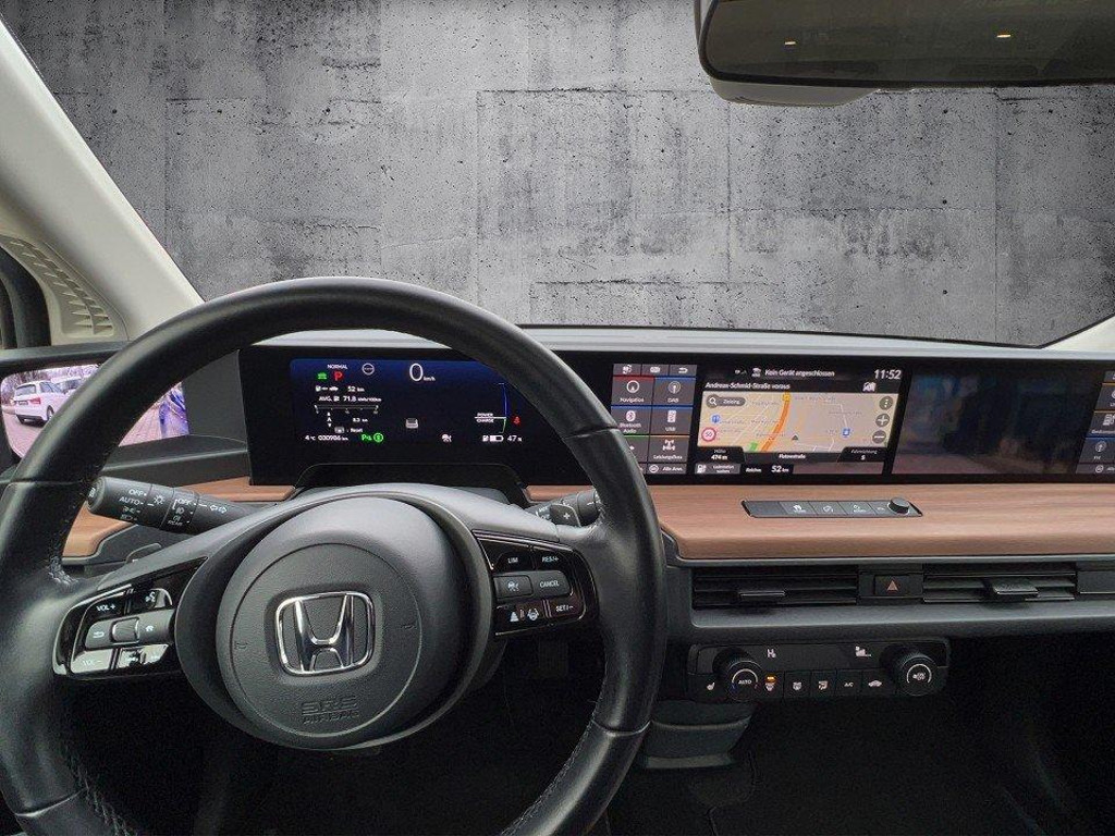 Honda e