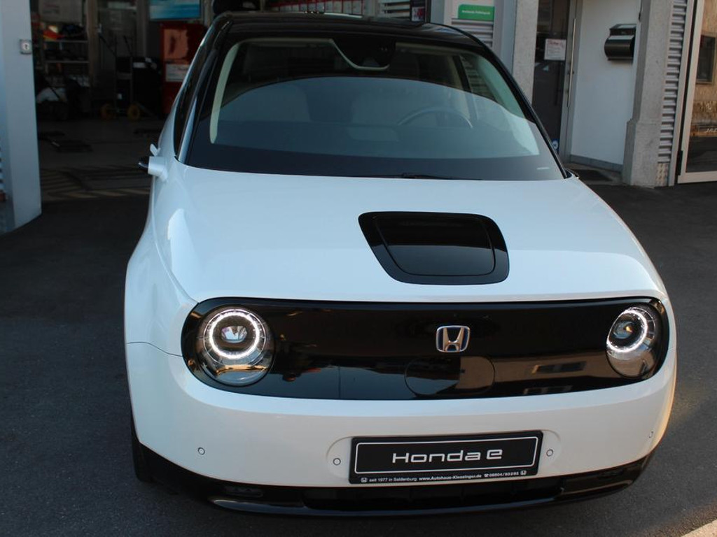 Honda e